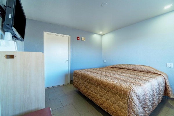 Xpress Inn & Extended Stay image 63