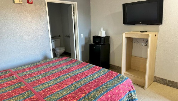 Xpress Inn & Extended Stay image 69