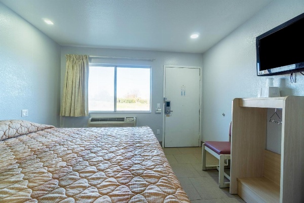 Xpress Inn & Extended Stay image 24