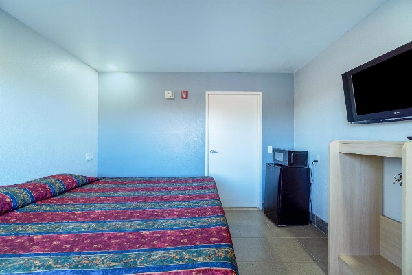 Xpress Inn & Extended Stay image 37